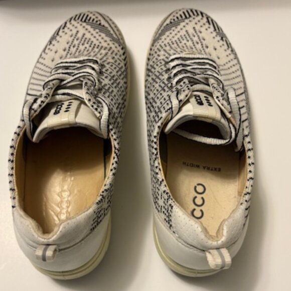 Ecco Hydromax Golf Shoes - Picture 4 of 4